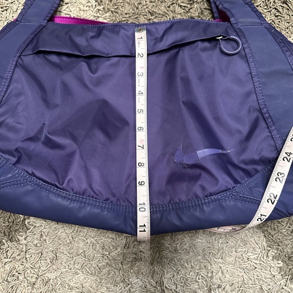 Nike Gym Bag! - Picture 10 of 12